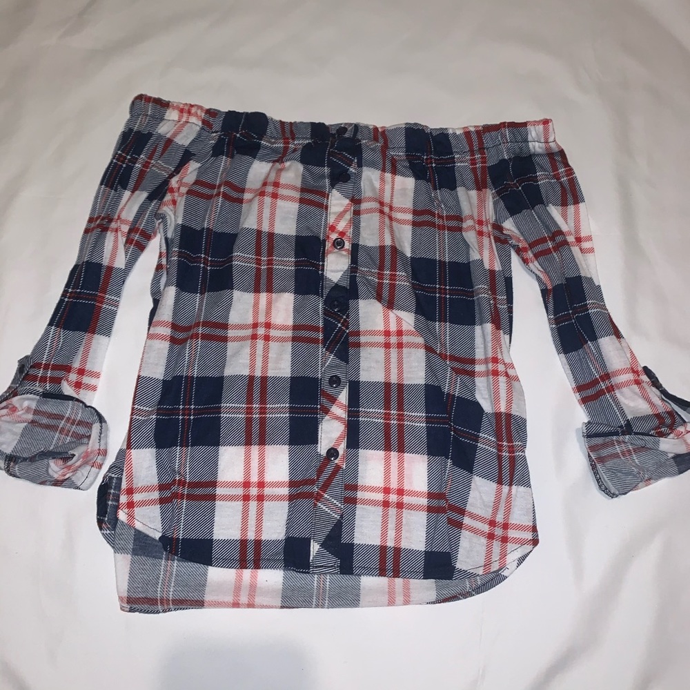 Half shoulder shirt